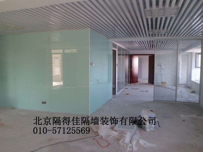 烤漆玻璃墙